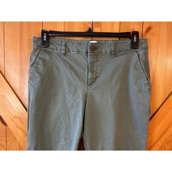 Gap Womens Girlfriend Khaki Cropped Pants Green Pockets Size 8 (5308) - Picture 2 of 8
